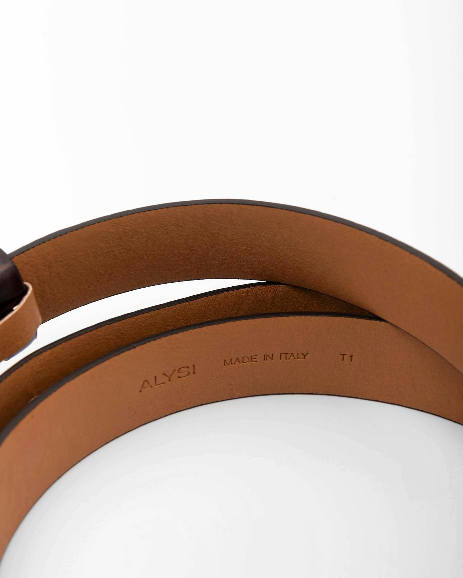 CINTURA IN PELLE CON FIBBIA METALLICA