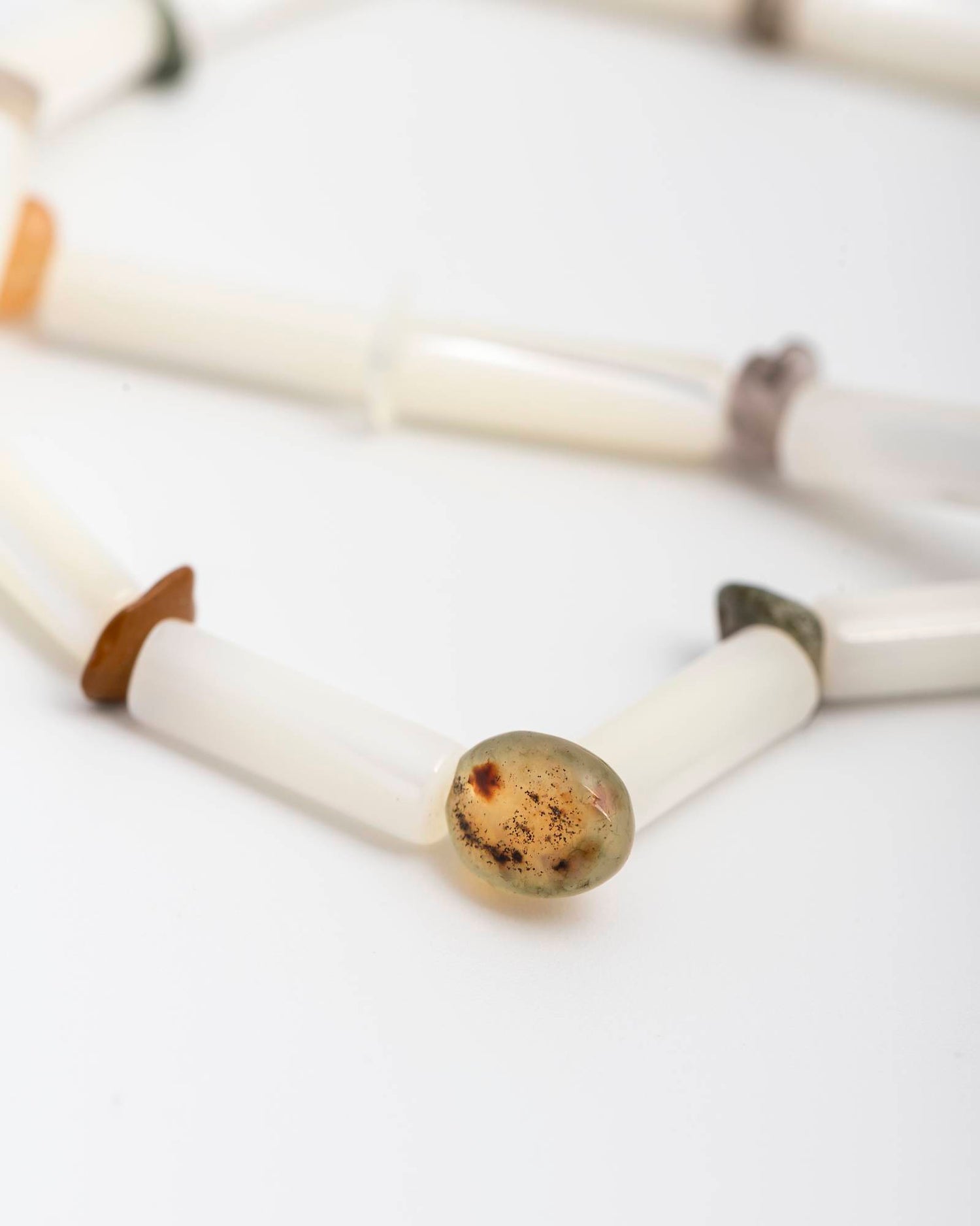 COLLANA IN MADREPERLA