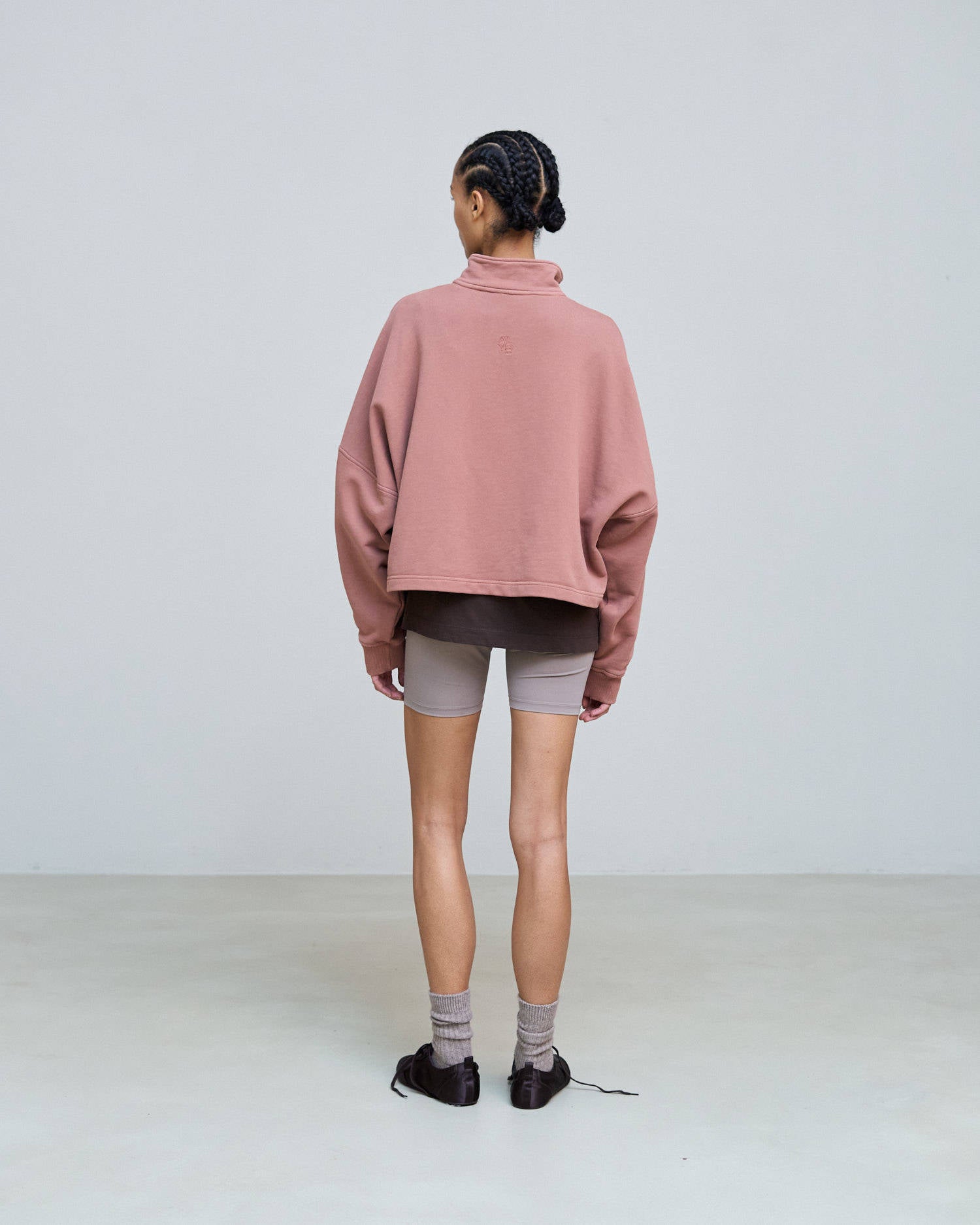 FELPA CROPPED CON RICAMO Blush