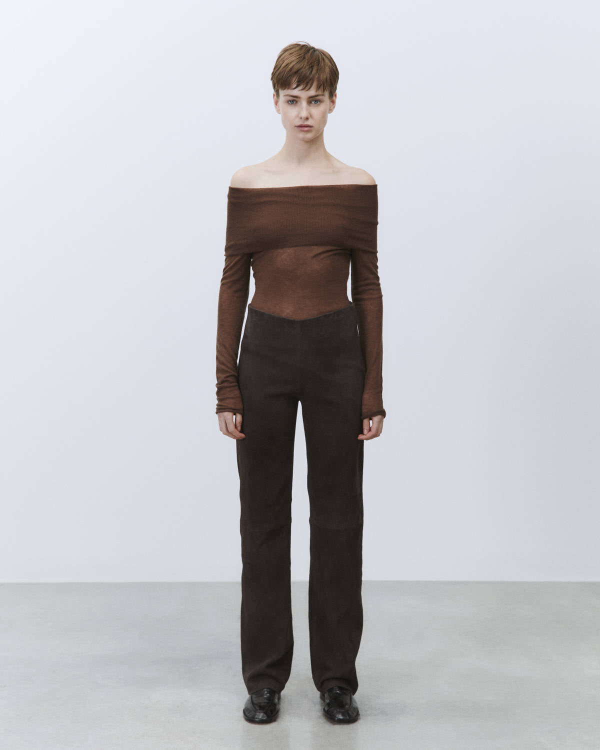 PANTALONI SLIM IN SUEDE