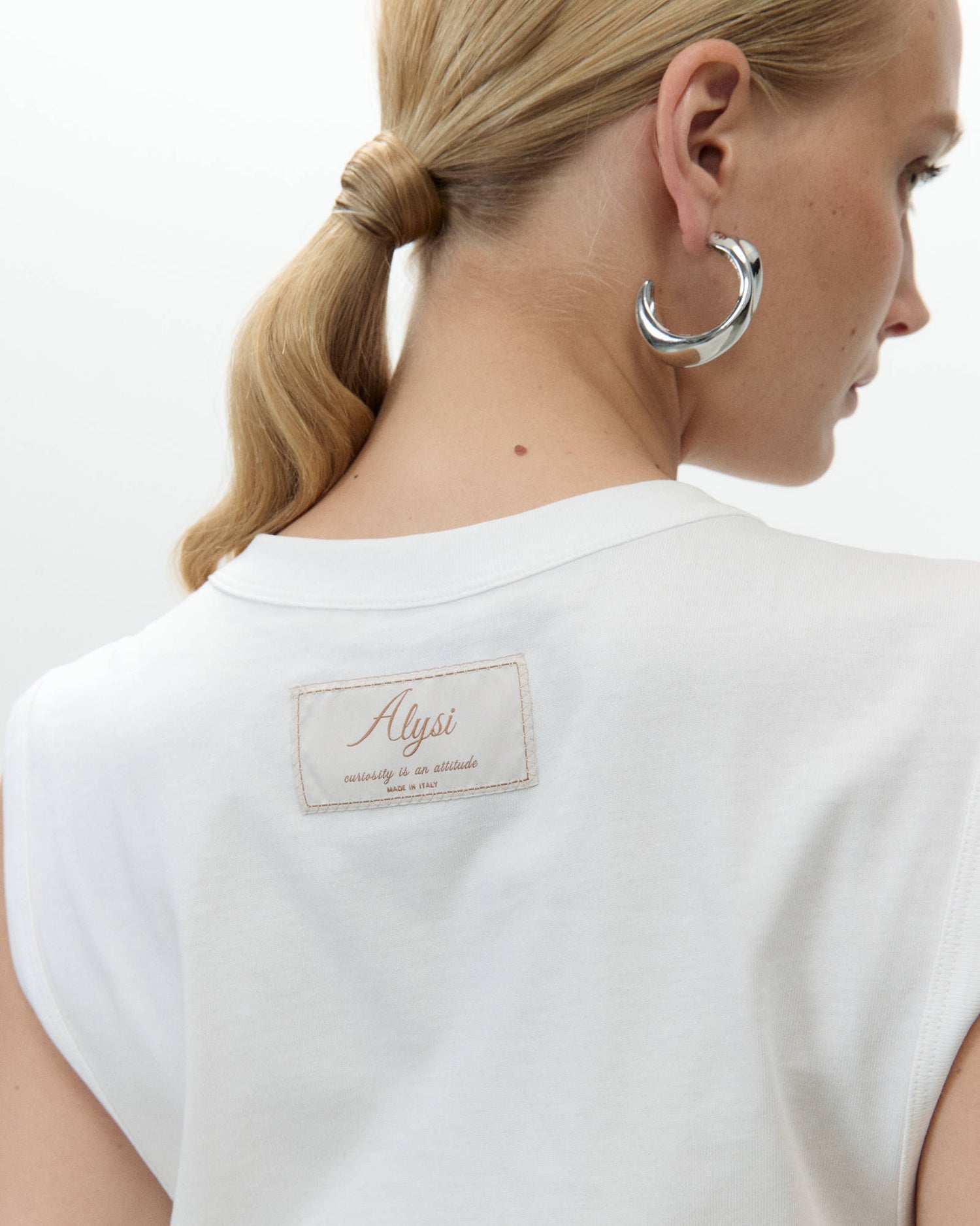 CANOTTA T-SHIRT RICAMO