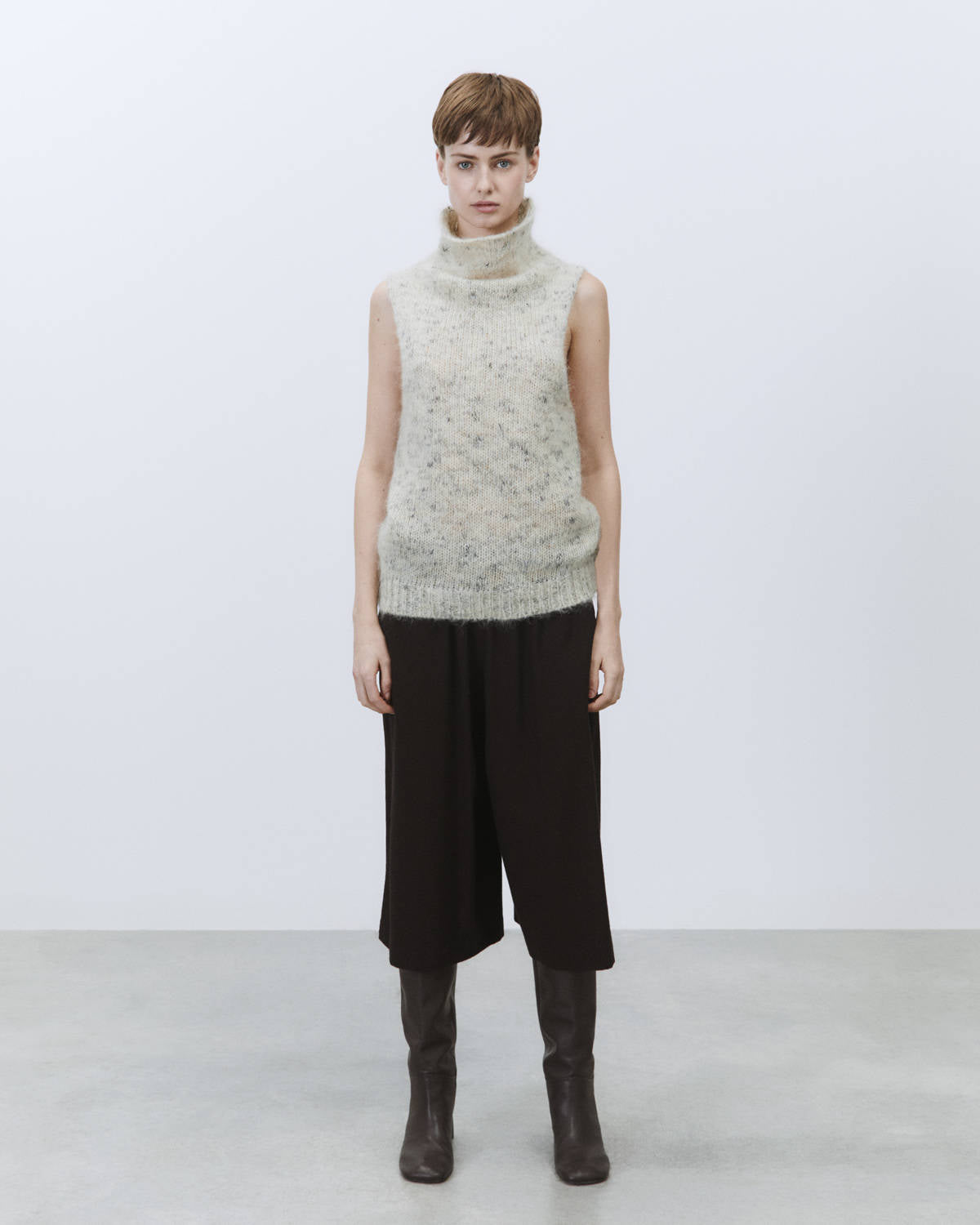 MELANGE HIGH NECK TOP