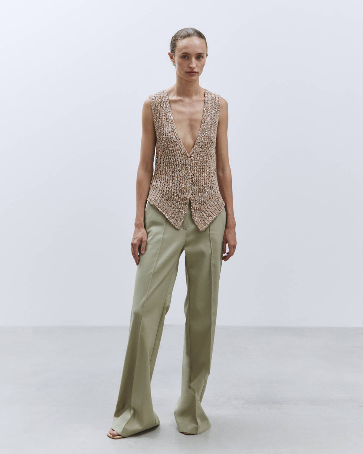 WALNUT SEQUINED KNIT VEST