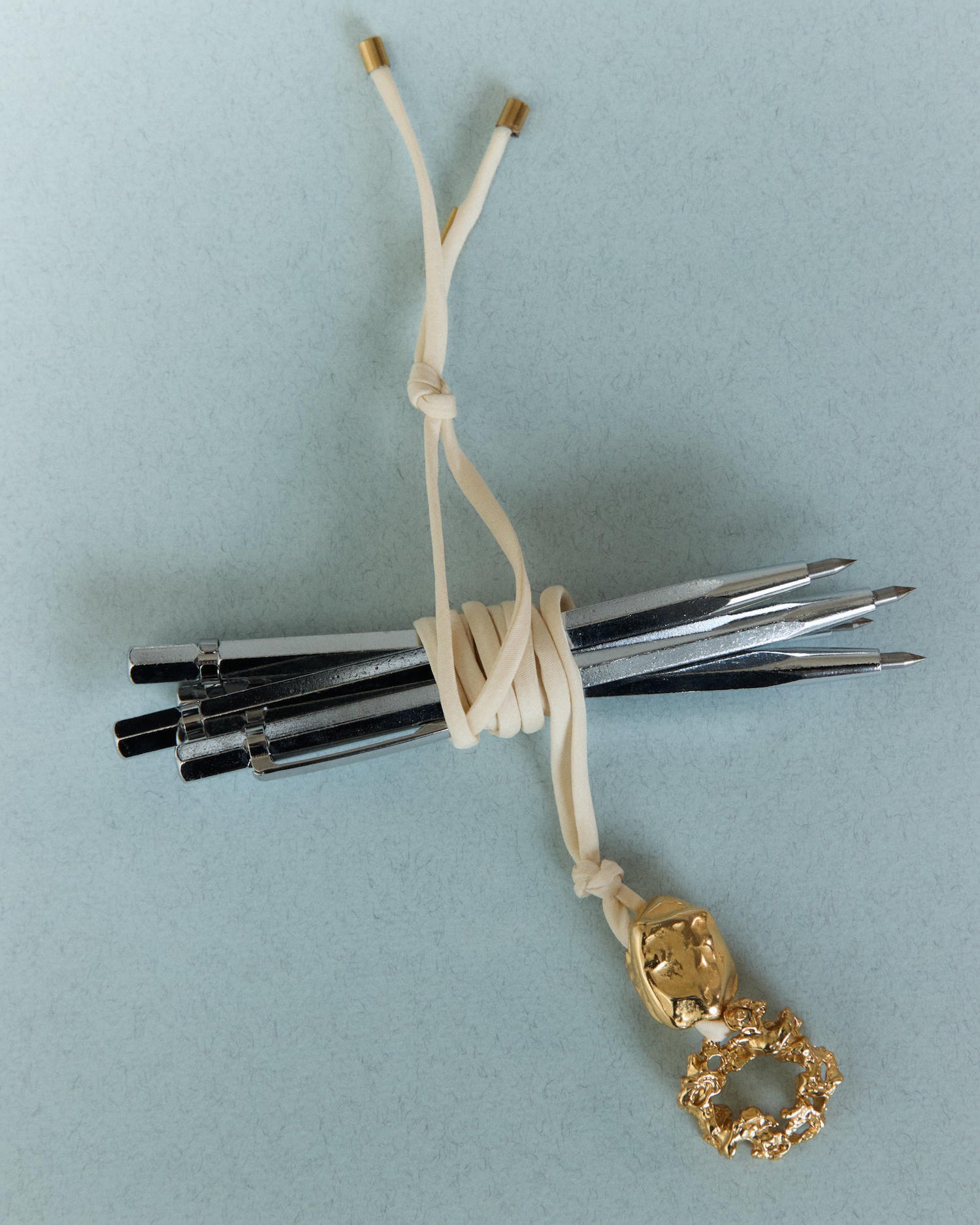 COLLANA CON PENDENTI