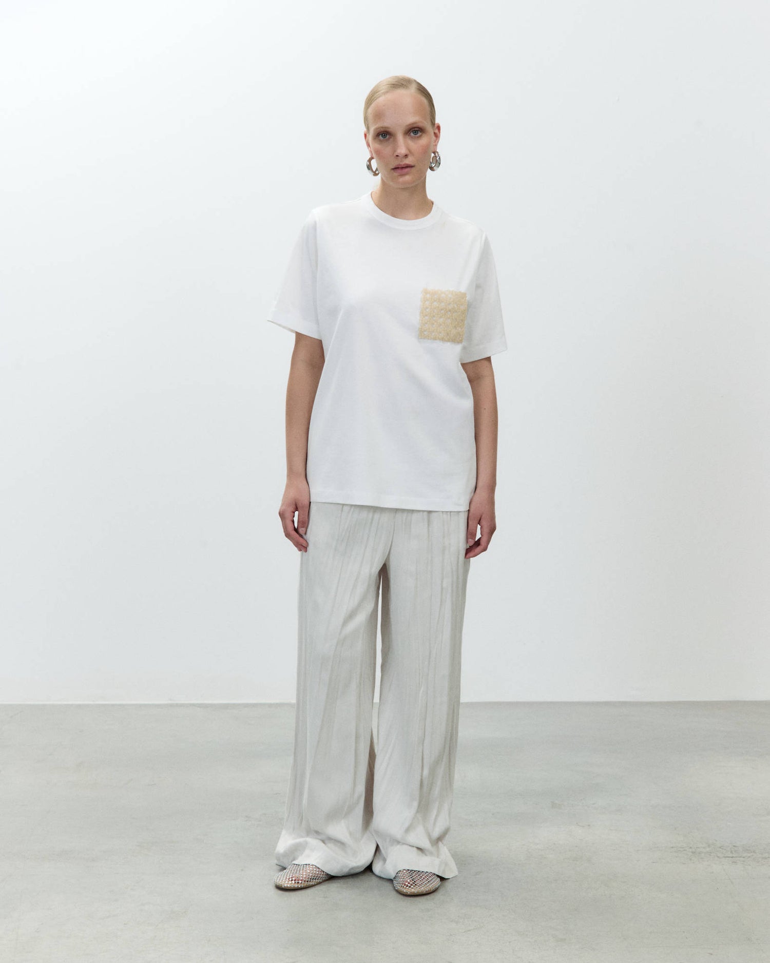 T-SHIRT OVERSIZE RICAMO