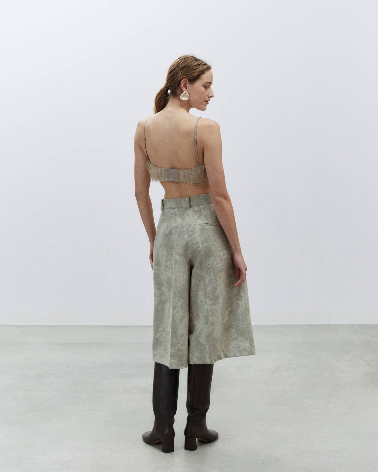 BERMUDA SCRAPED WOOL