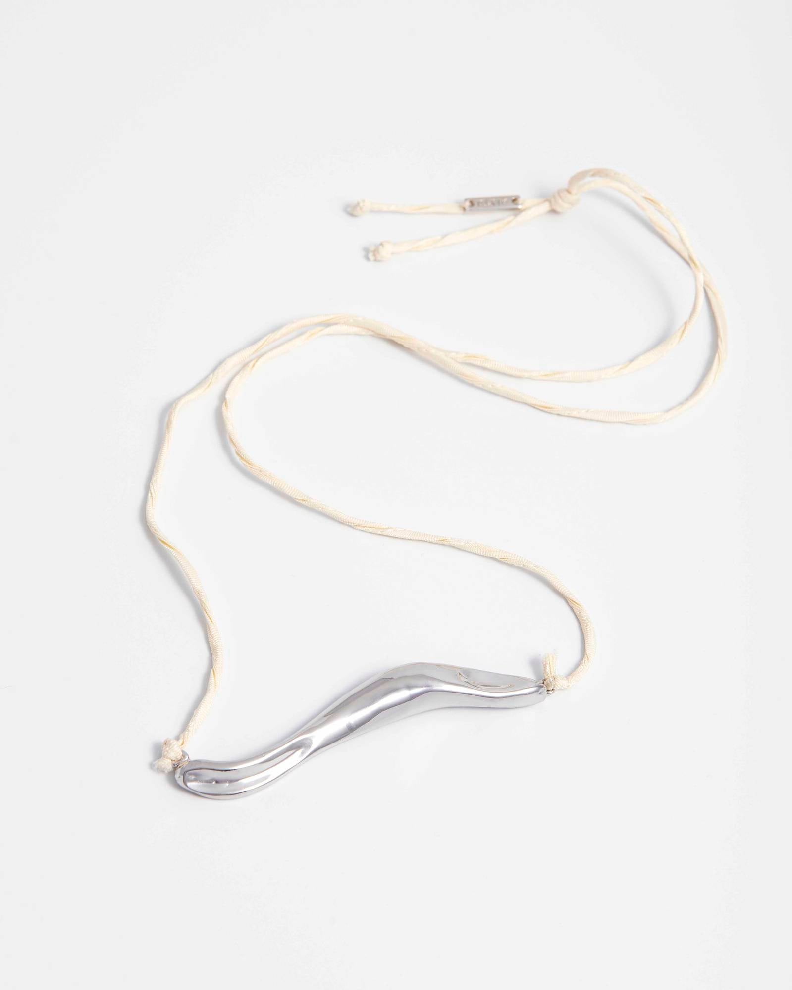 COLLANA CON ELEMENTO IRREGOLARE