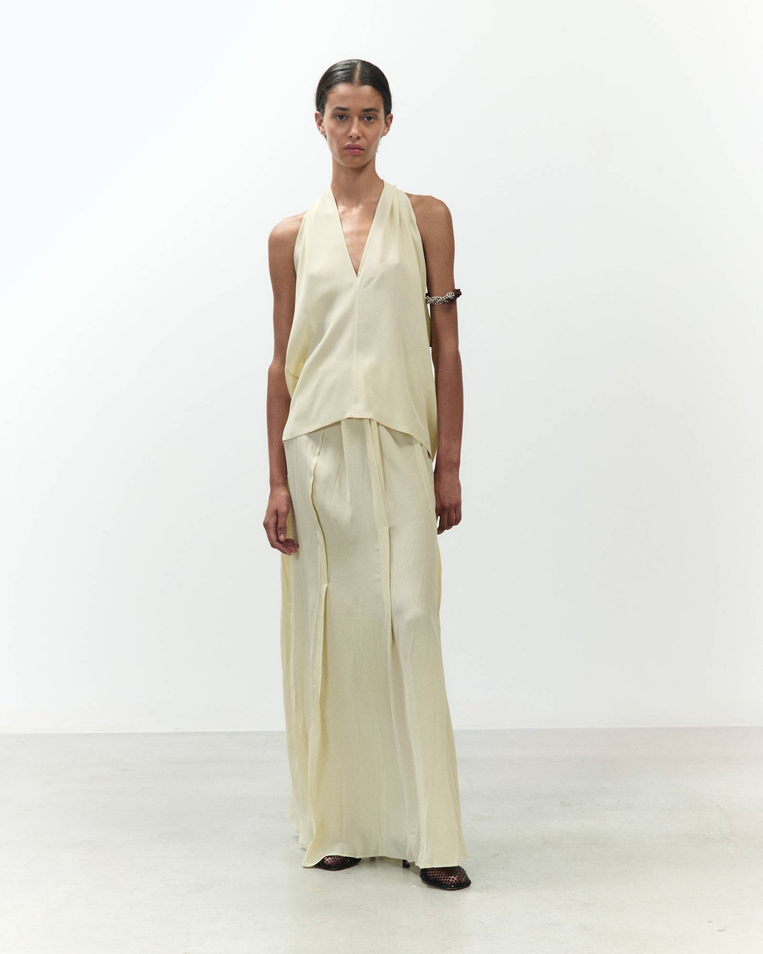 TOP IN SETA SCHIENA SCOPERTA