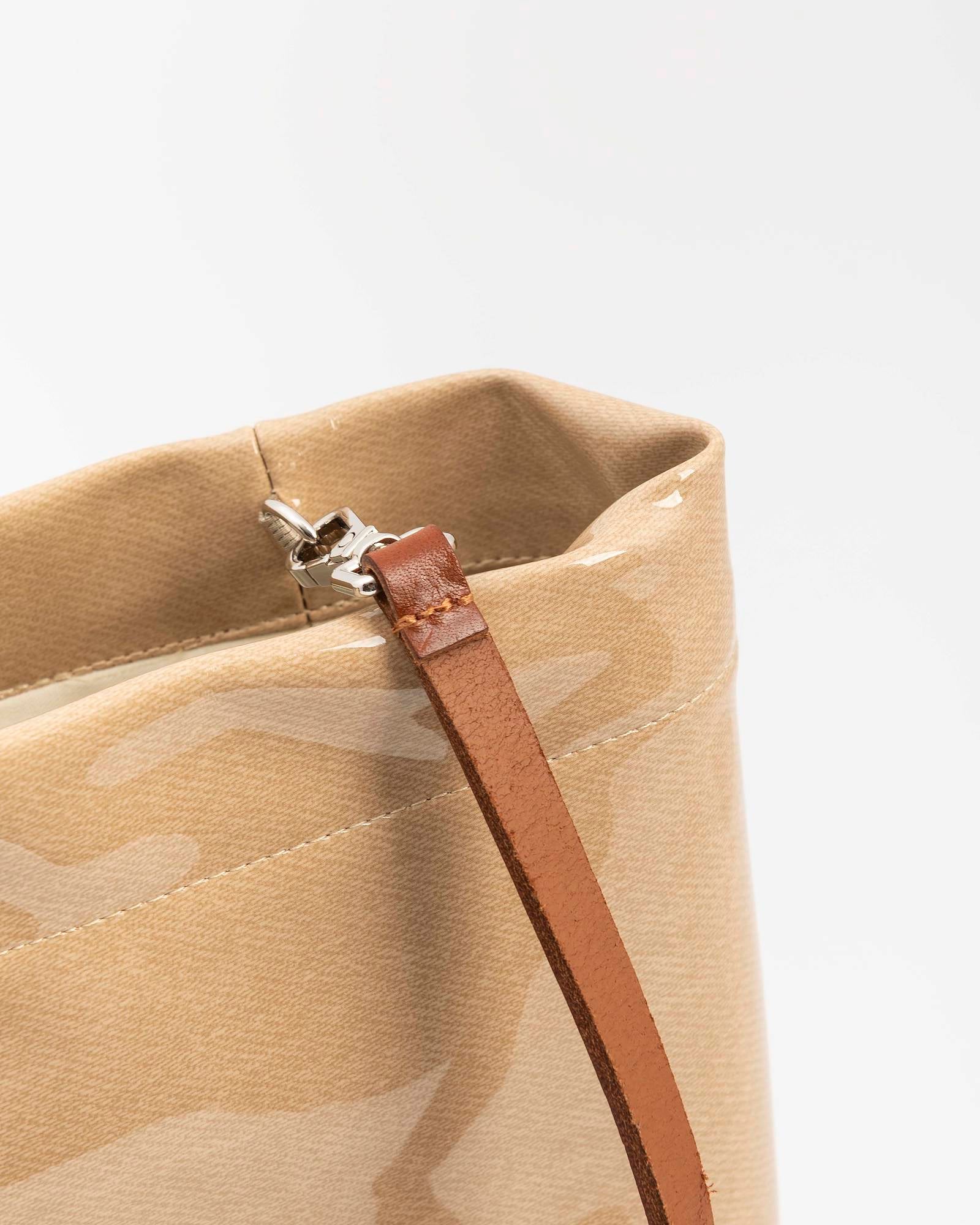 BUCKET BAG