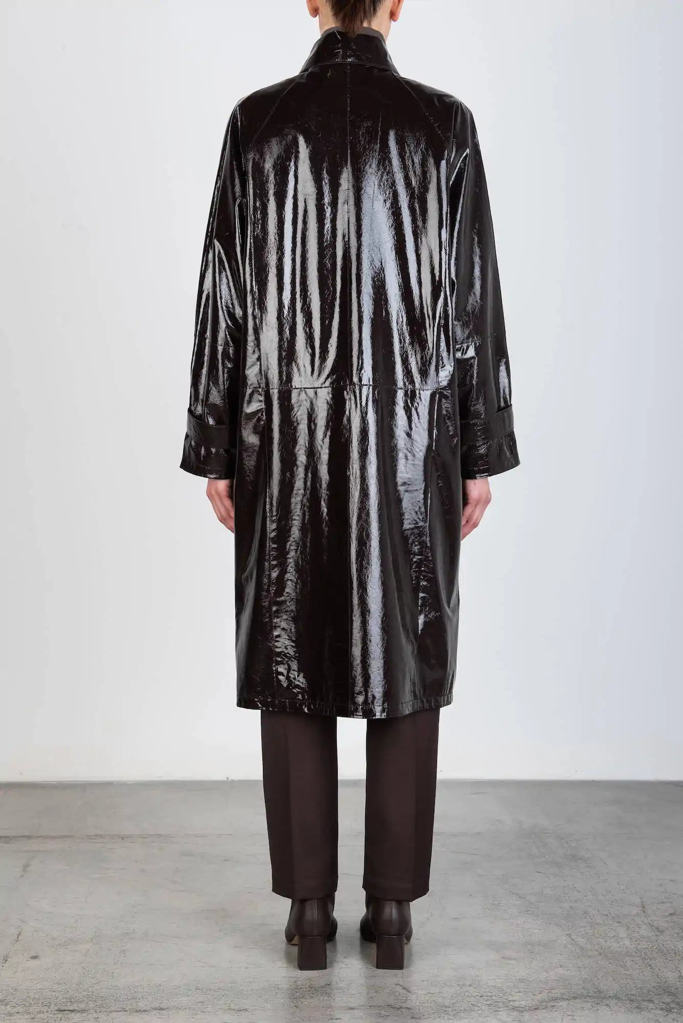 TRENCH PATENT LEATHER