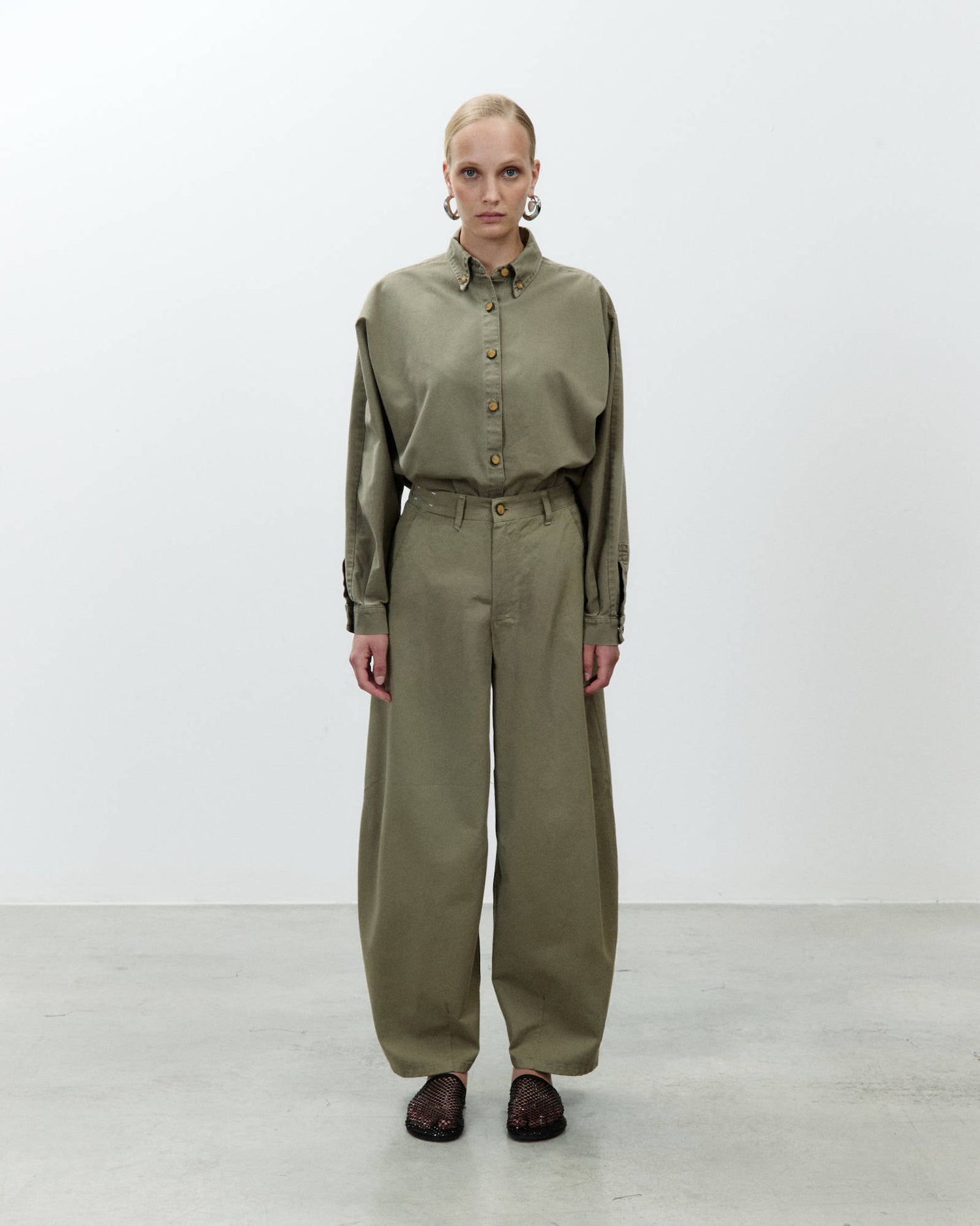 PANTALONE BARREL LEG