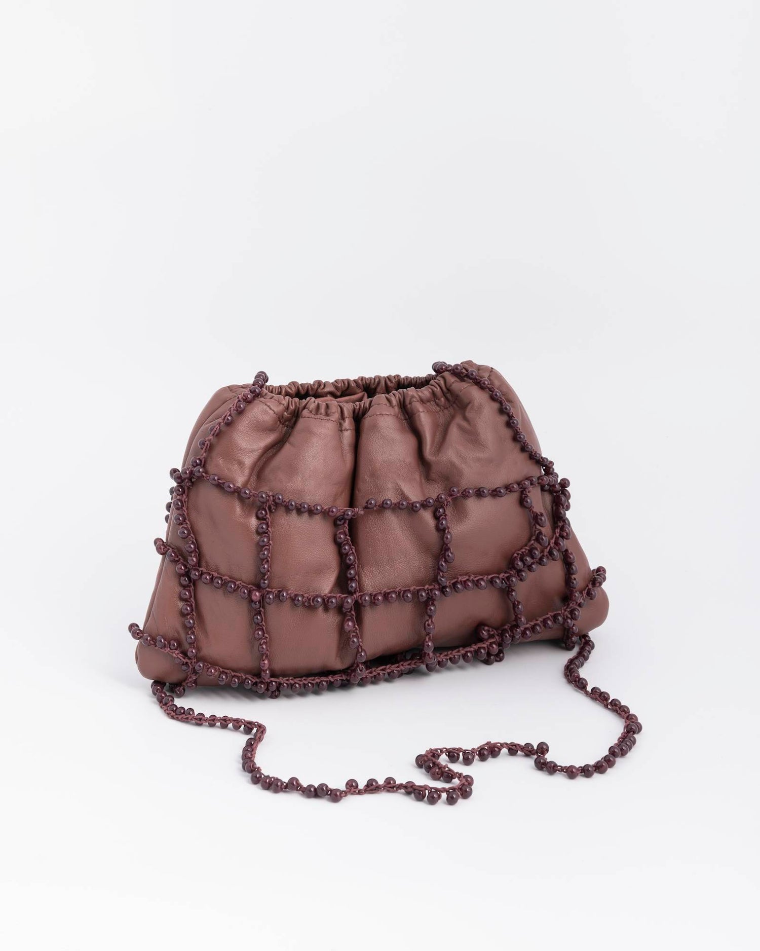 BORSA A SPALLA CON PERLE