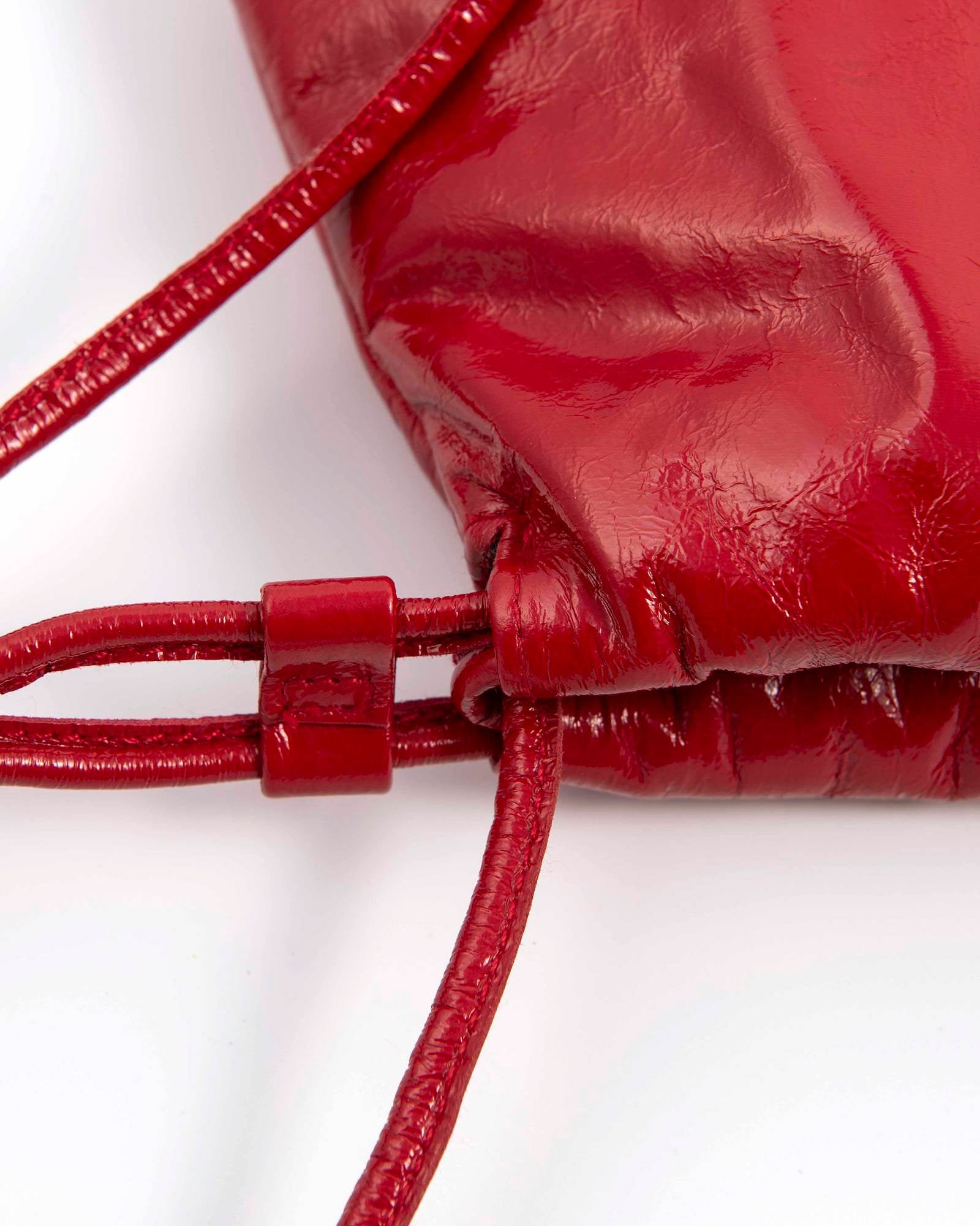 MICRO BAG IN PELLE VERNICE
