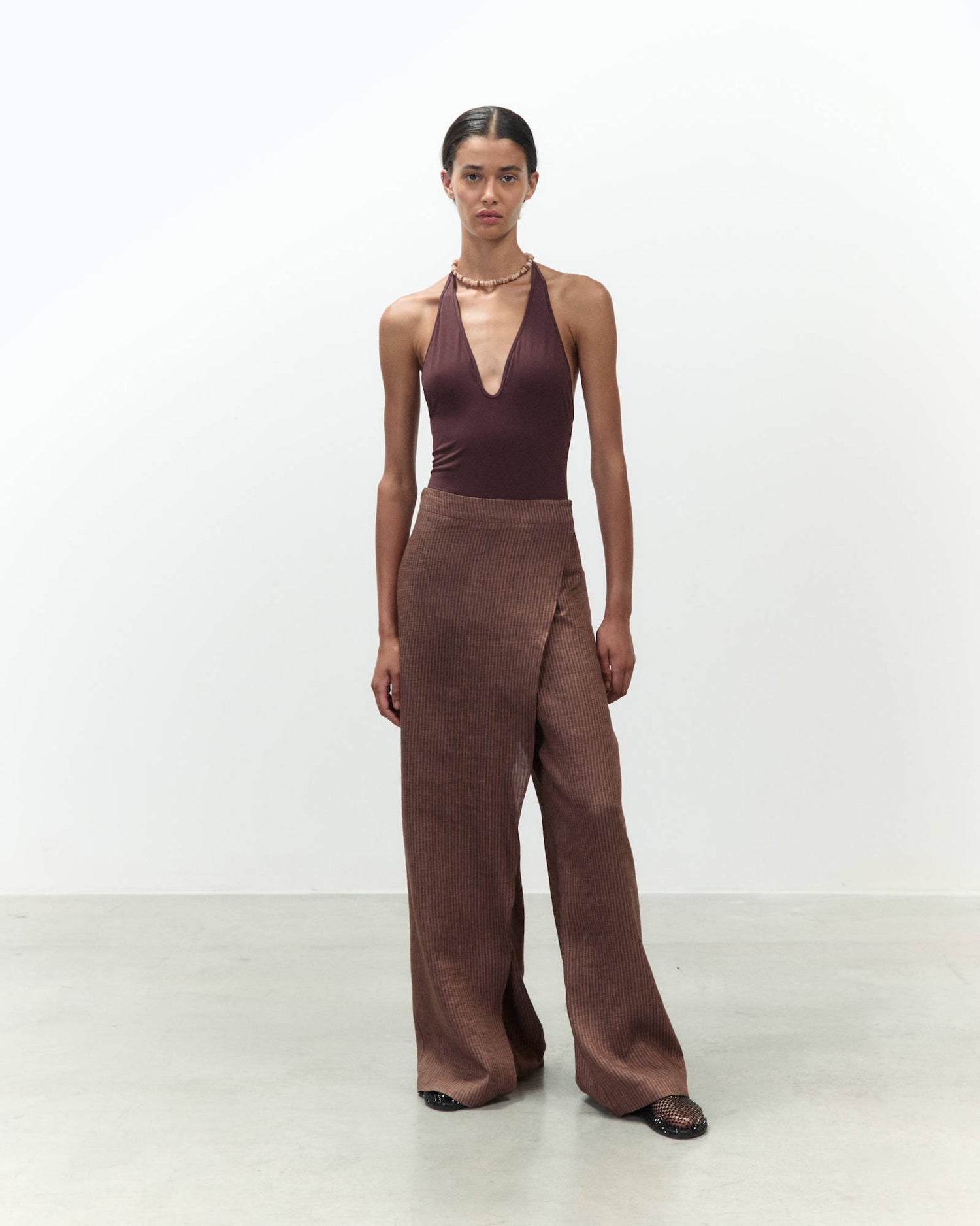 PANTALONE A PORTAFOGLIO IN LINO