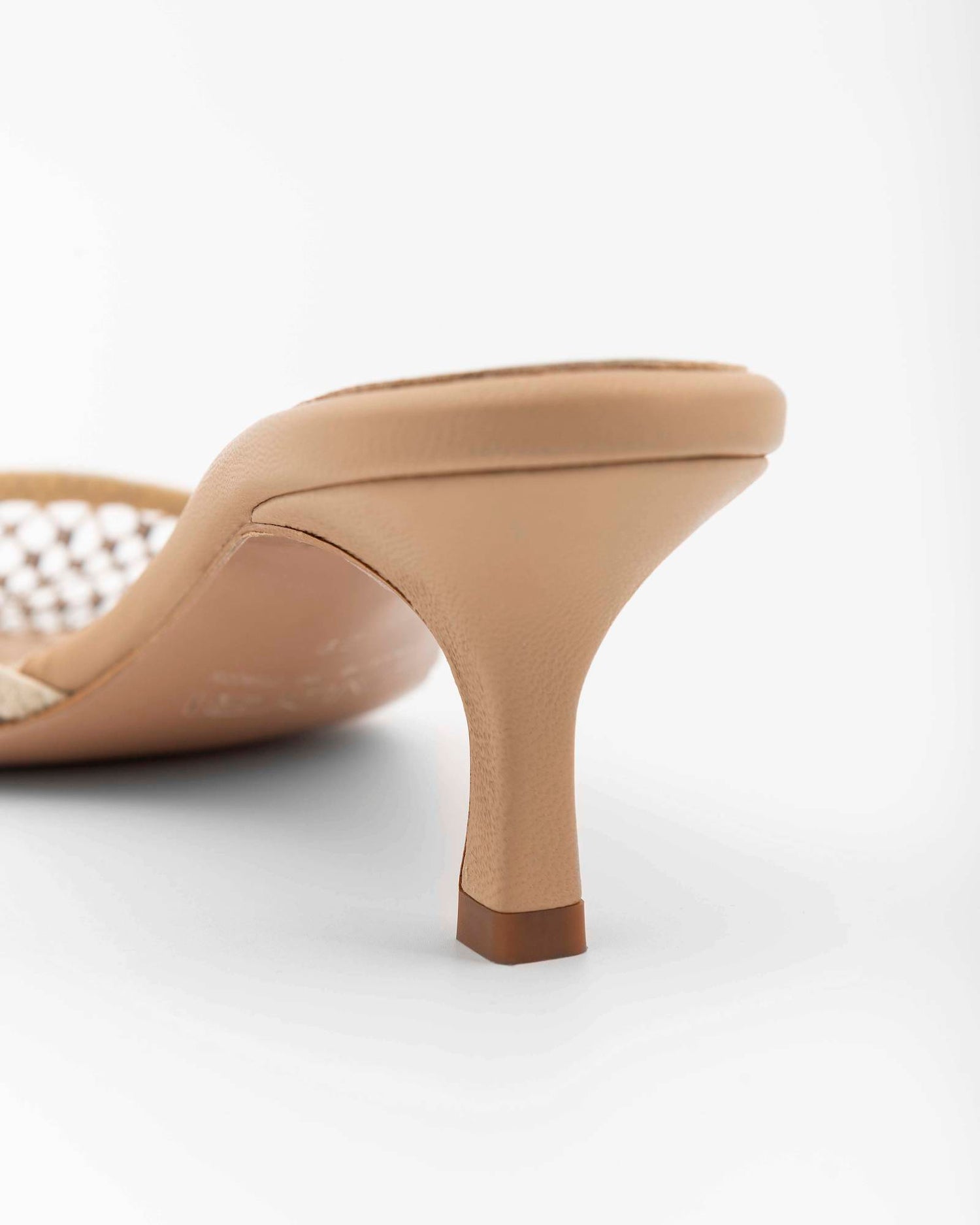 MULE SHOES CON TACCO