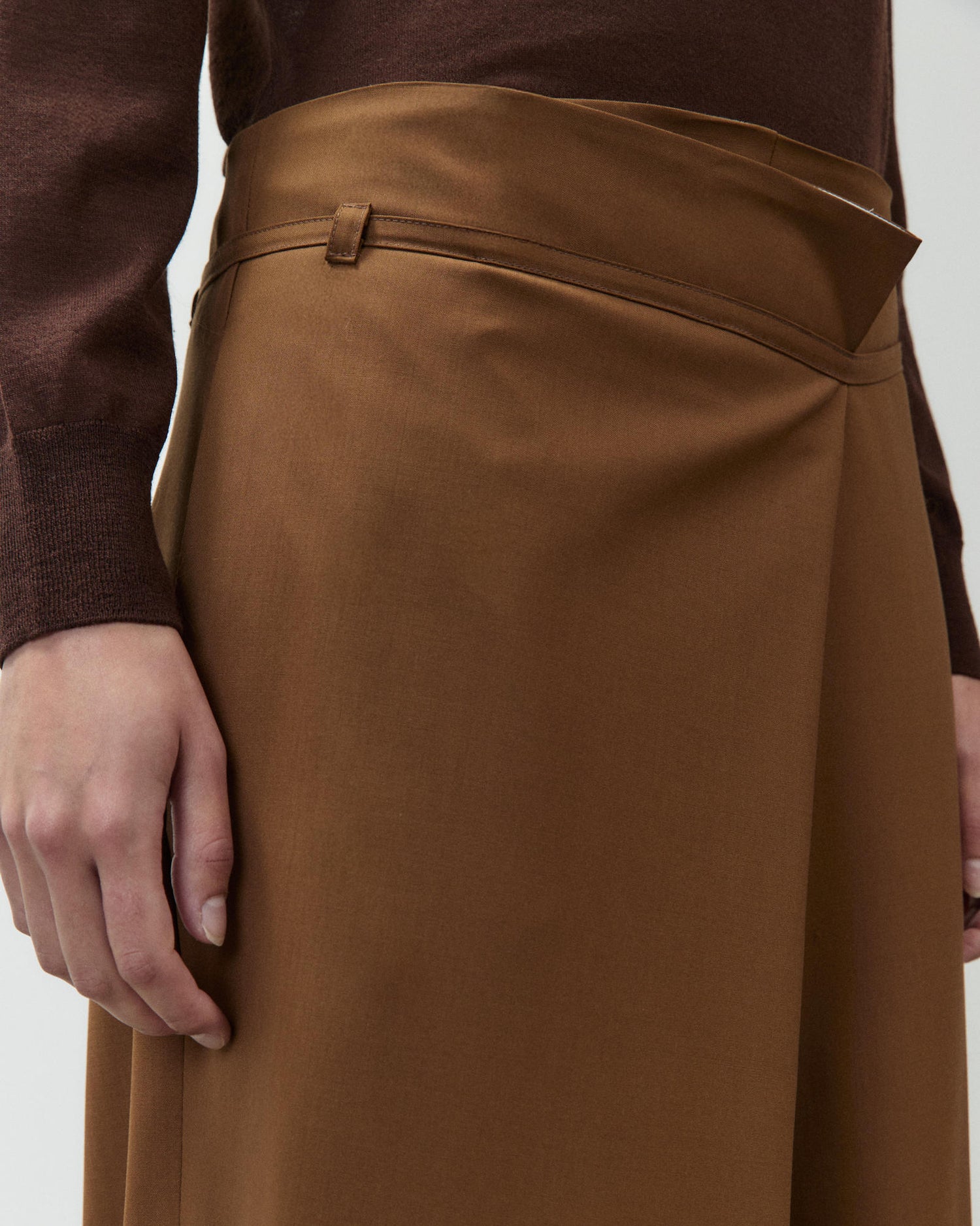 PANTALONE IN LANA A PORTAFOGLIO