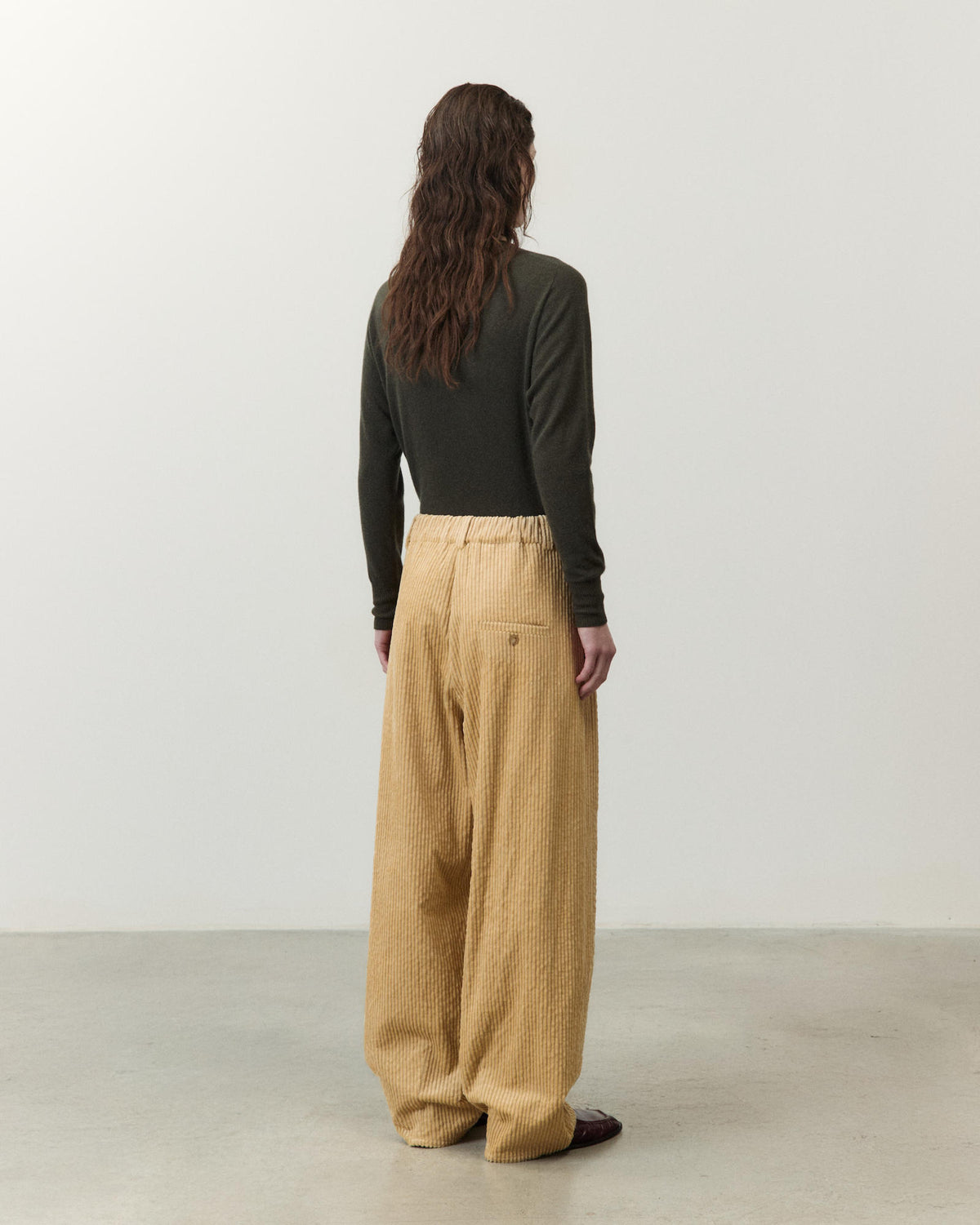 PANTALONE BARREL IN VELLUTO