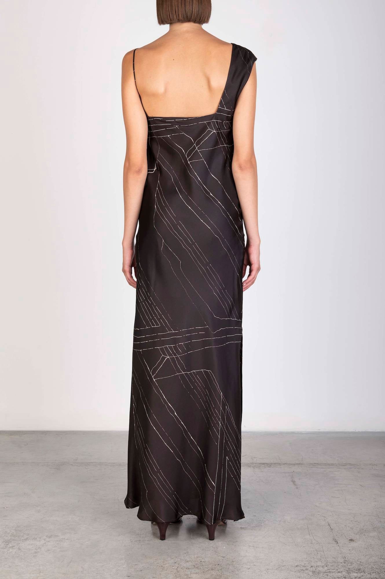 ABITO IN SETA ASIMMETRICO