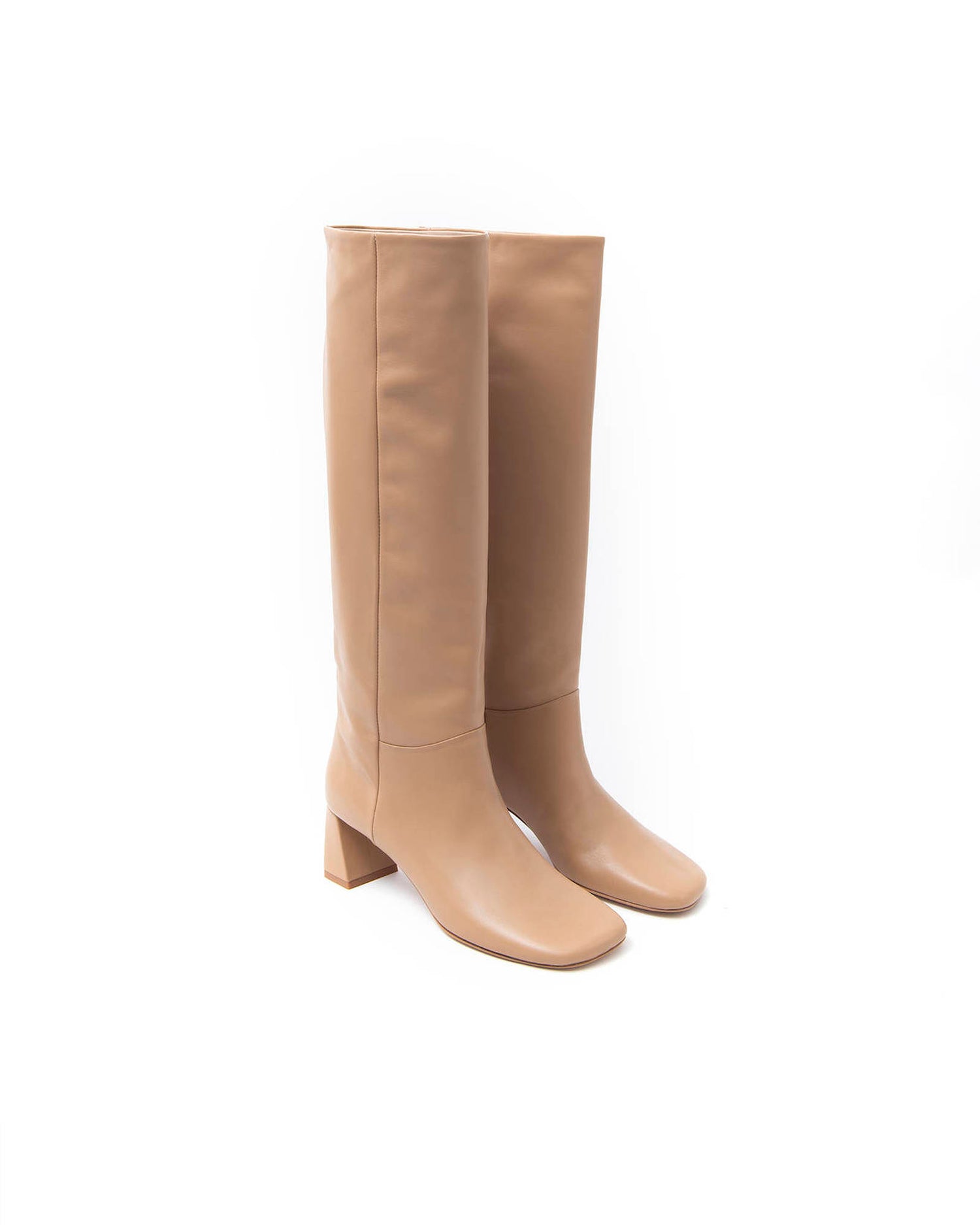 HIGH BOOT WITH SQUARE HEEL