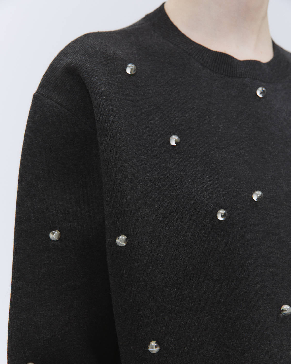 FELPA IN MAGLIA CON RICAMO