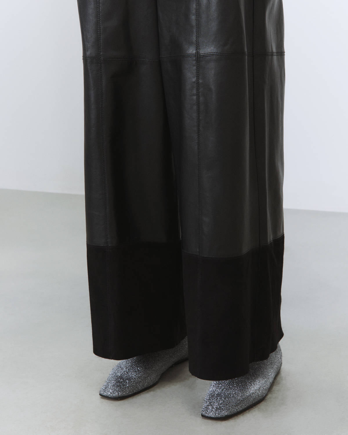 PANTALONE IN PELLE E SUEDE